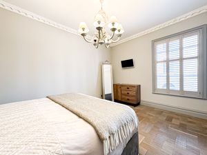 Photo 11- click for photo gallery